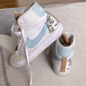Perfect summer Nike Blazers!